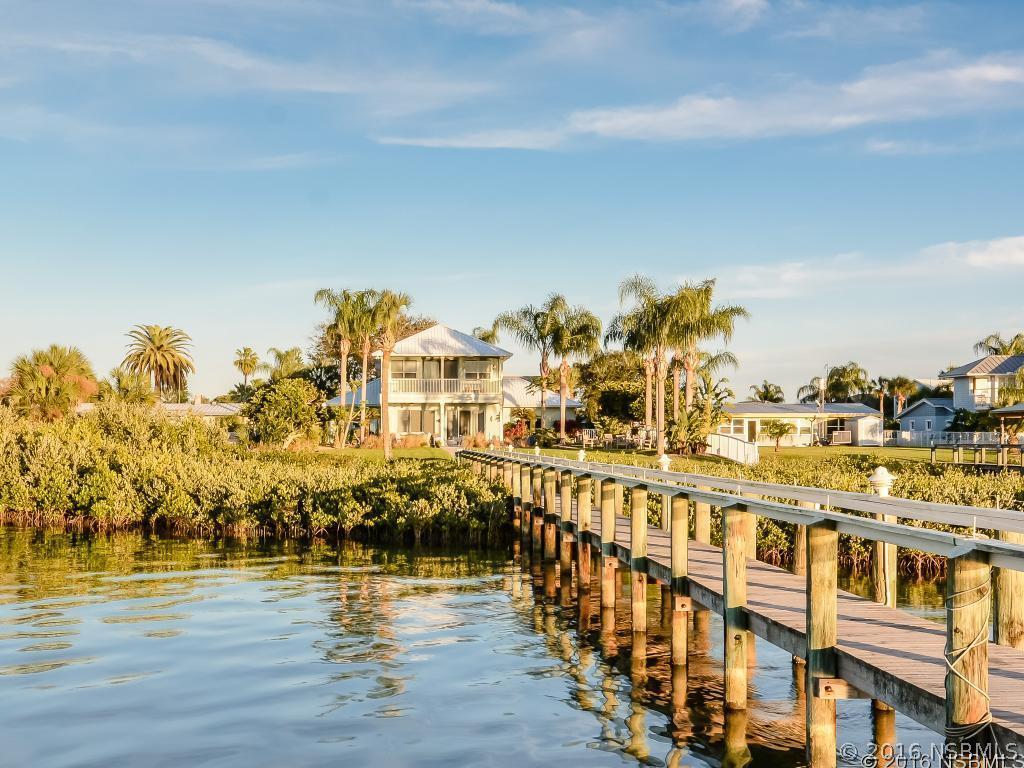 10 Richmond Dr., New Smyrna Beach, FL 32169