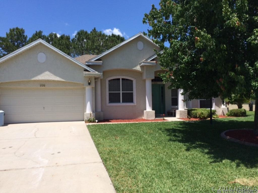 608 Adler Grove Dr., Deltona, FL 32725