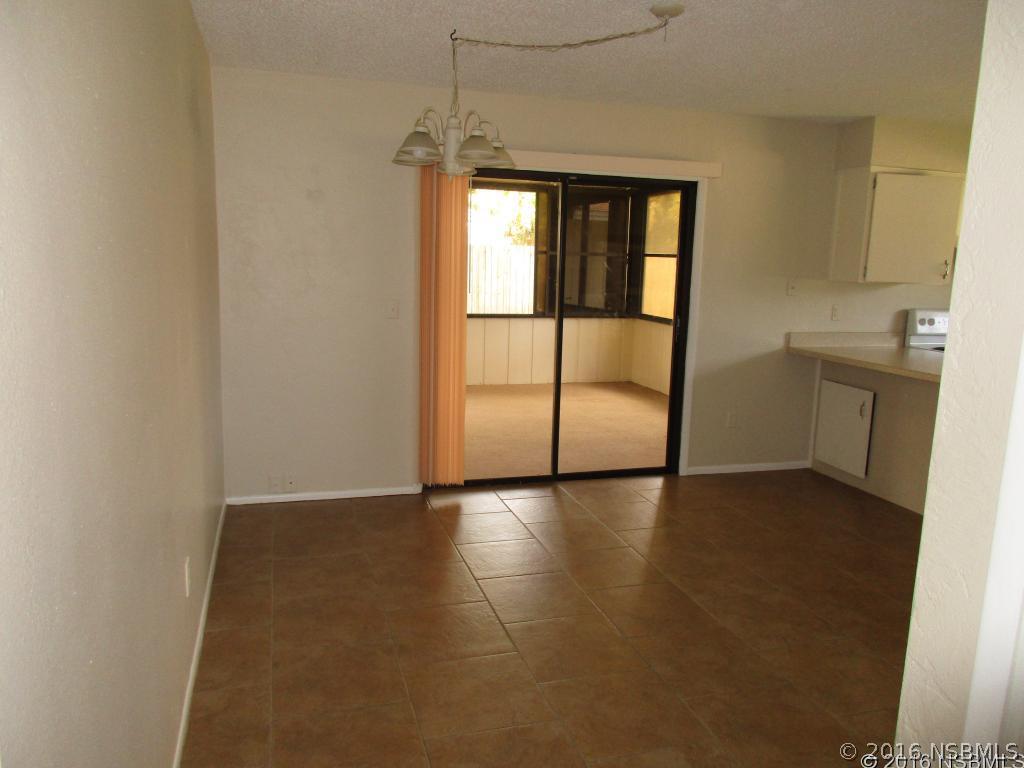 2804 Willow Oak Dr., Edgewater, FL 32141