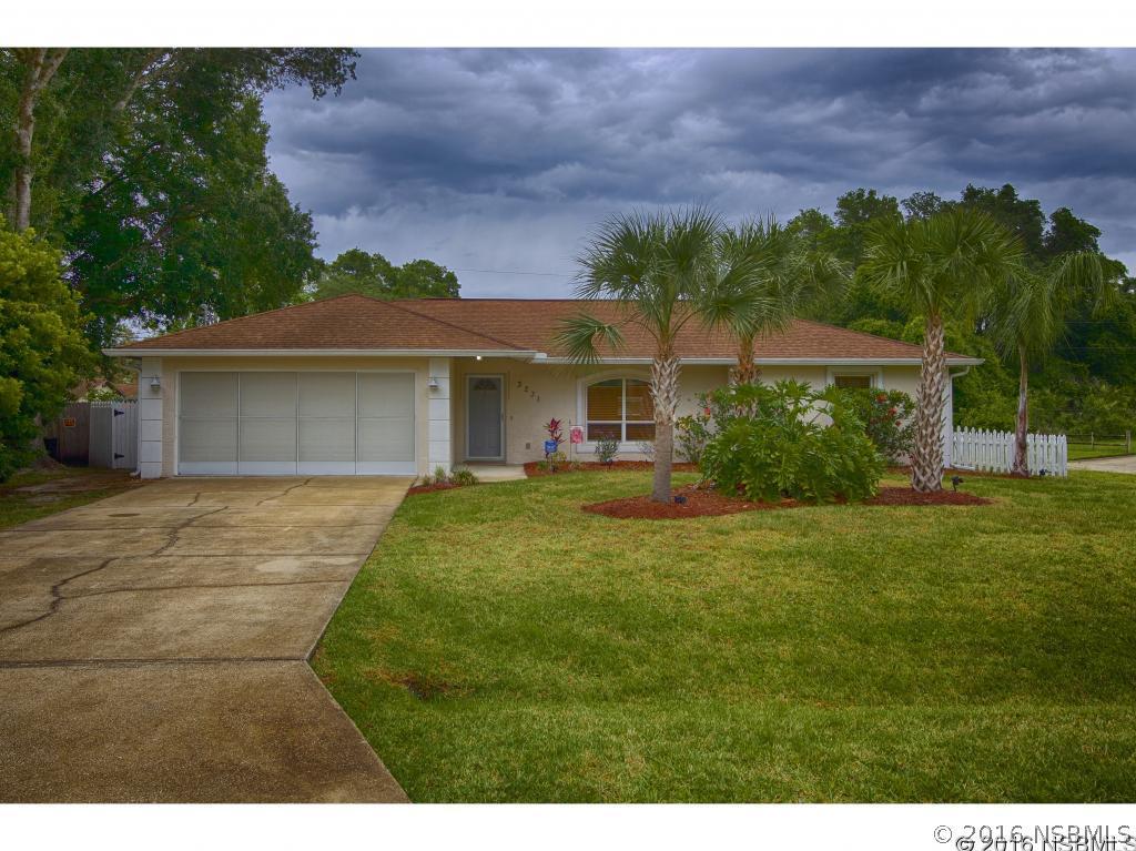 3231 Pine Tree Dr Dr., Edgewater, FL 32141