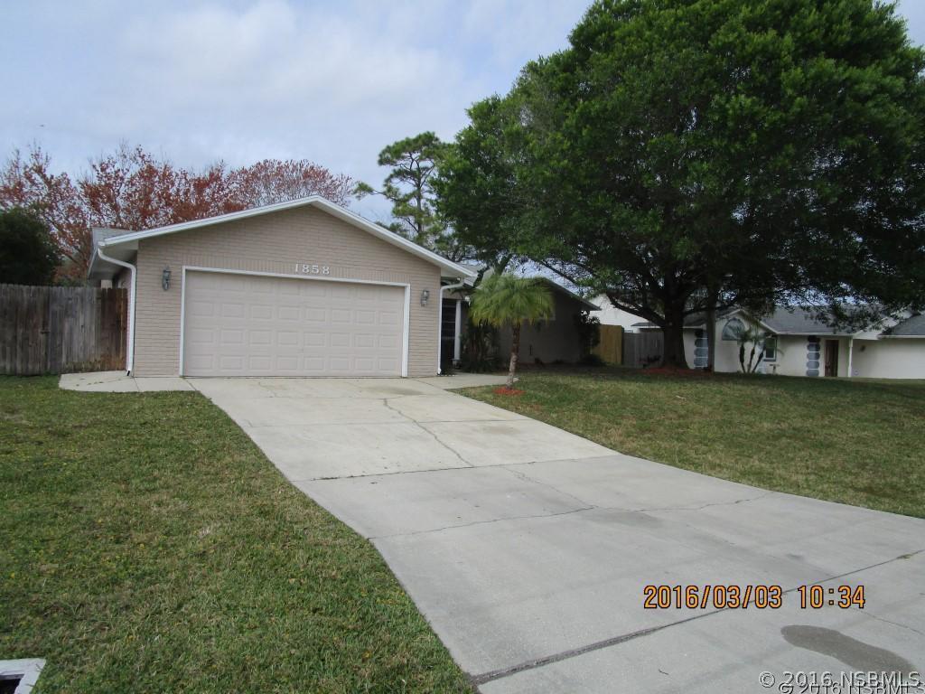 1858 Umbrella Tree Dr., Edgewater, FL 32141