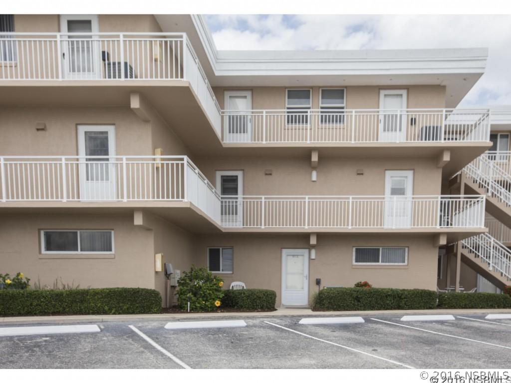 4821 Saxon Dr. #B205, New Smyrna Beach, FL 32169