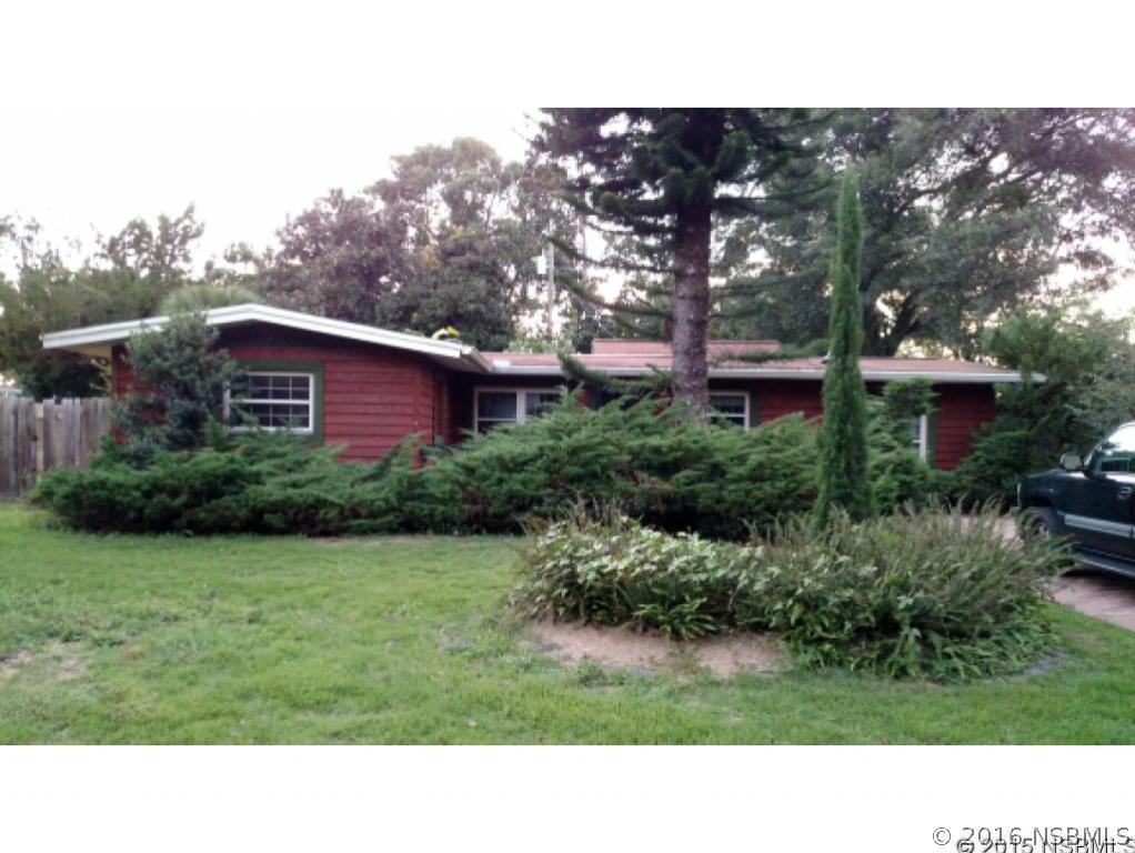 3128 Pine Tree Dr., Edgewater, FL 32141