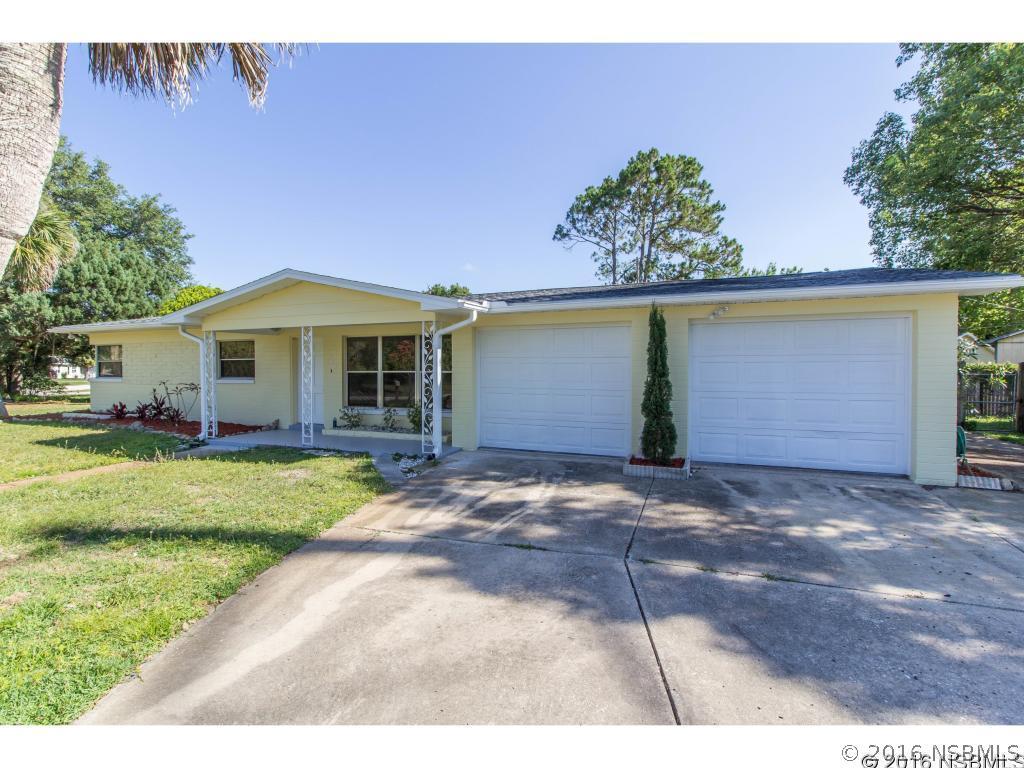 1704 Umbrella Tree Dr., Edgewater, FL 32132