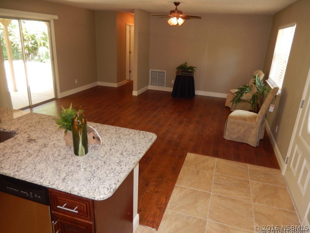 923 S Myrtle Ave., New Smyrna Beach, FL 32168