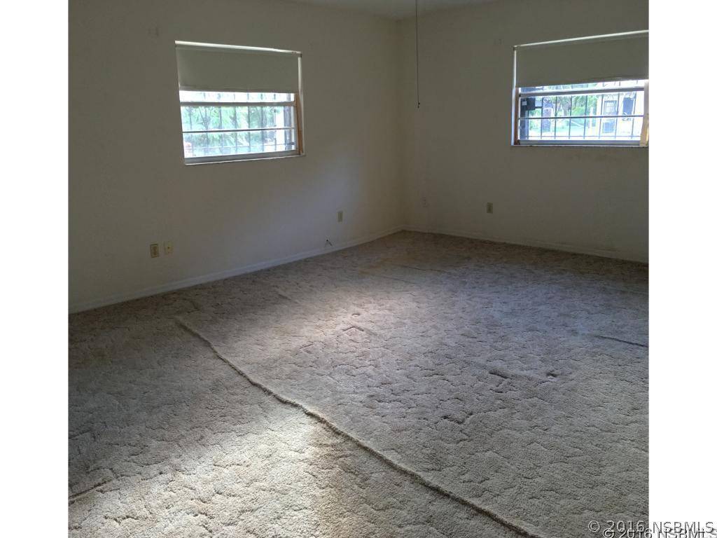 1912 Travelers Palm Dr., Edgewater, FL 32141