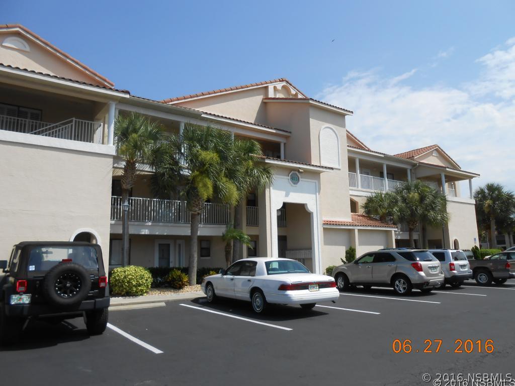 451 Bouchelle Dr. #301, New Smyrna Beach, FL 32169