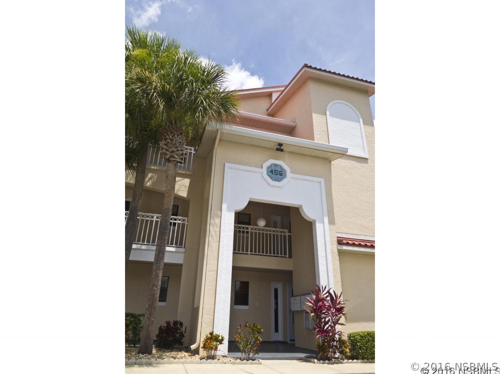 456 Bouchelle Dr. #105, New Smyrna Beach, FL 32169