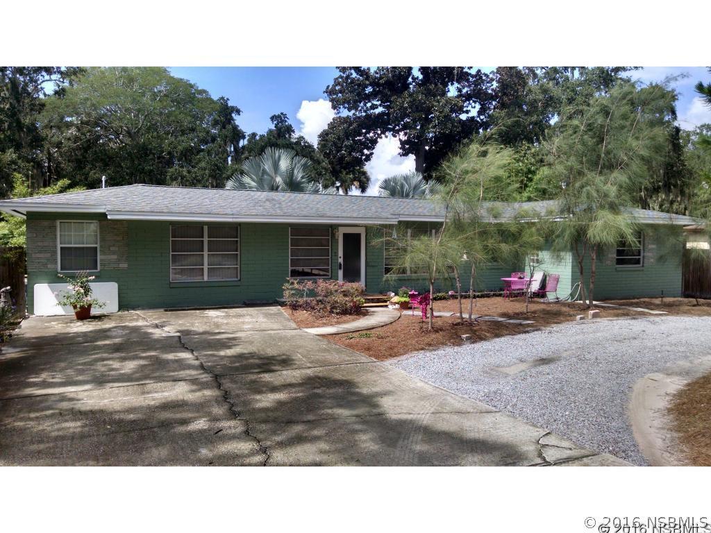 1404 Live Oak St., New Smyrna Beach, FL 32168