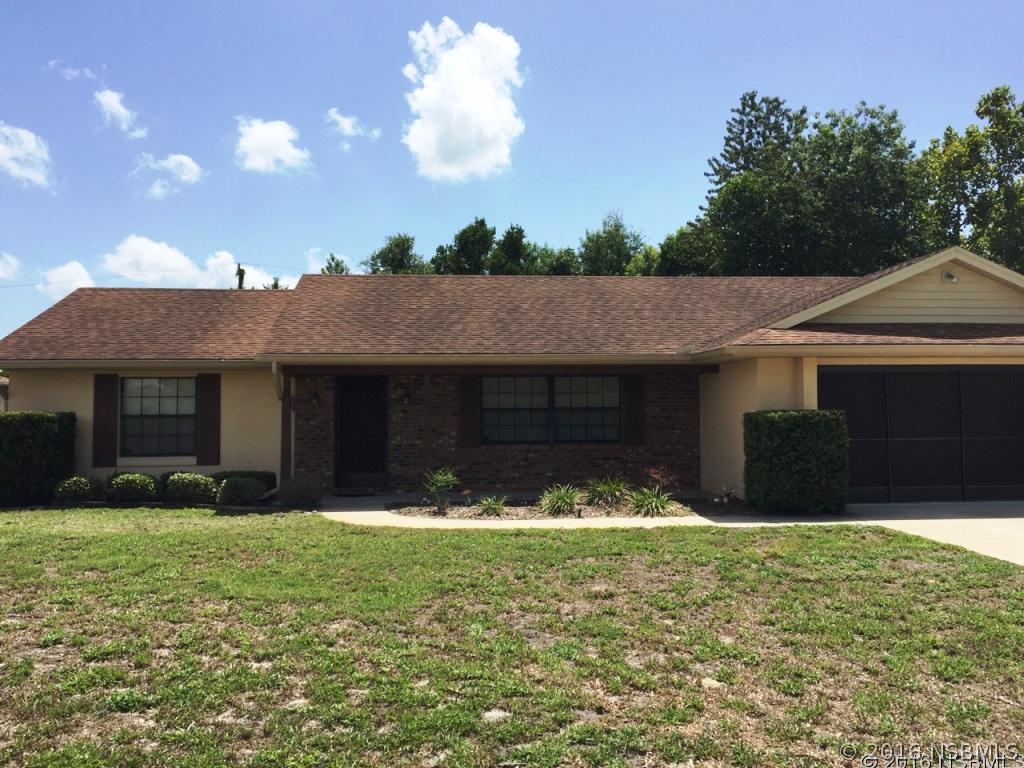 873 Glasgow Ave., Deltona, FL 32738