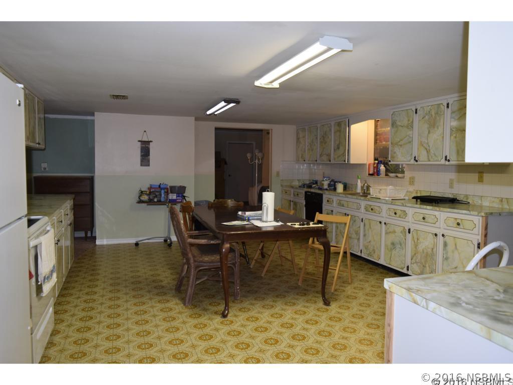 1815 Kumquat Dr., Edgewater, FL 32132