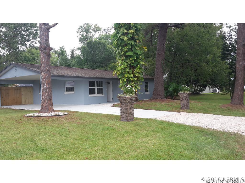 3045 Pine Tree Dr., Edgewater, FL 32141