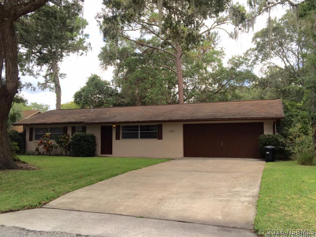 2208 Pine Tree Dr., Edgewater, FL 32141