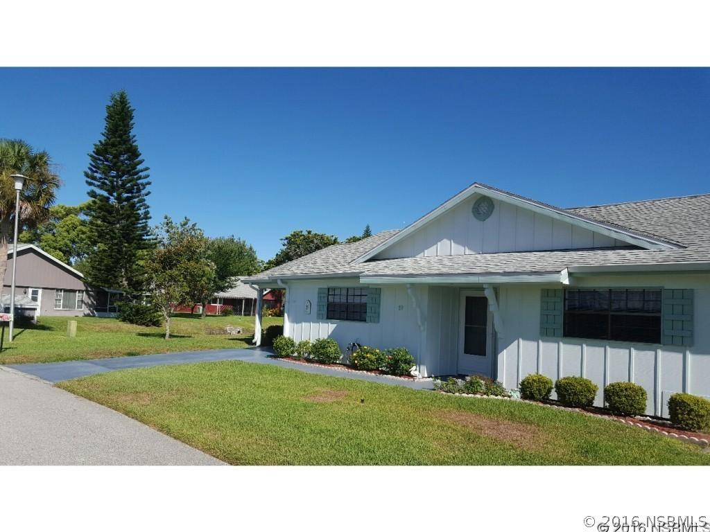 19 Bogey Cir., New Smyrna Beach, FL 32168