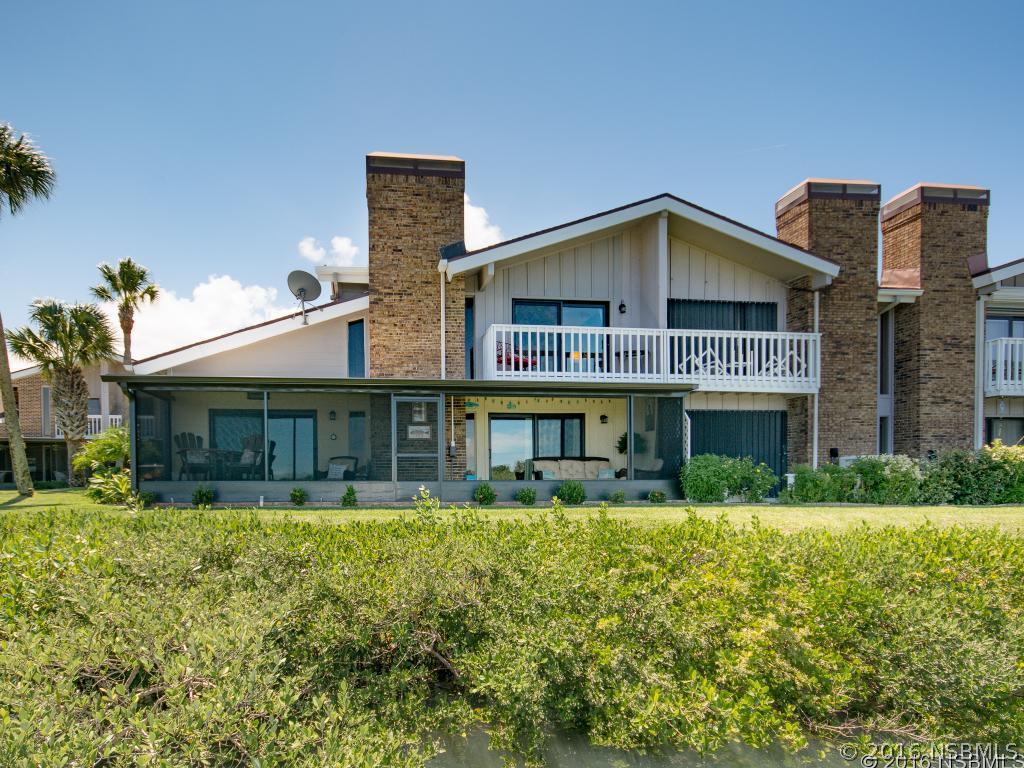 156 Breezeway Ct., New Smyrna Beach, FL 32169