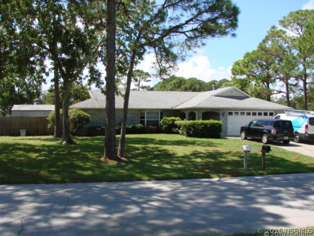 3004 Pine Tree Dr., Edgewater, FL 32141