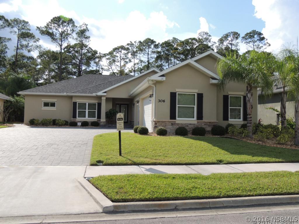 306 Leoni St., New Smyrna Beach, FL 32168