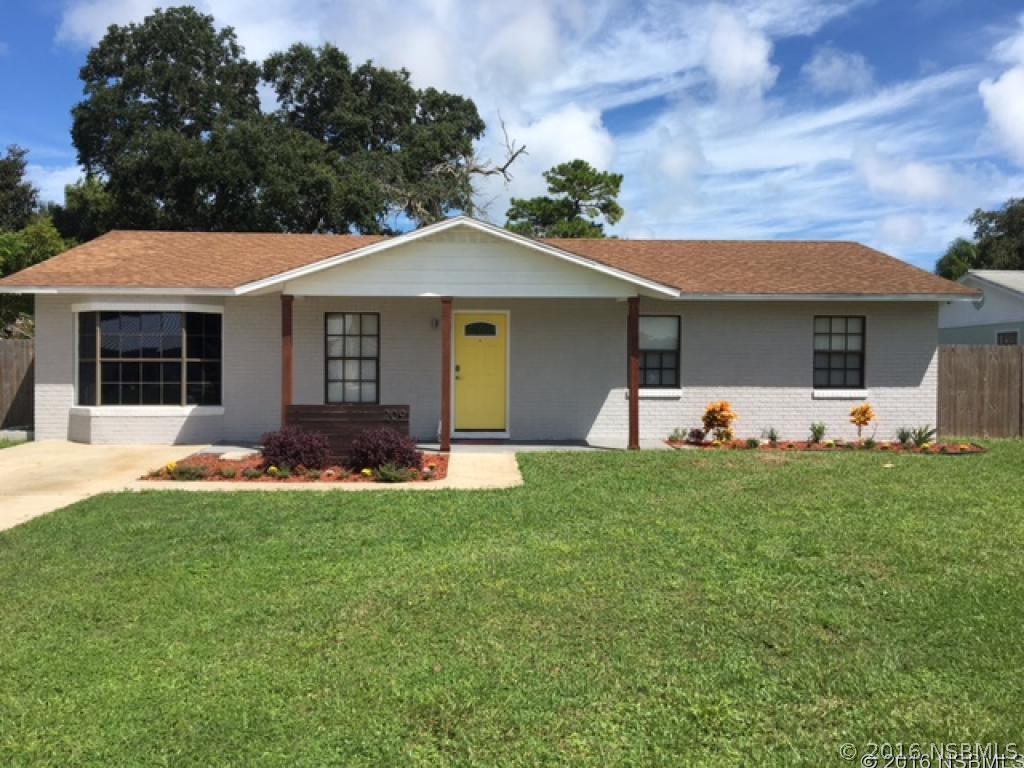 209 Cherrywood Ln., Edgewater, FL 32132