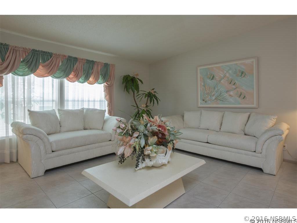 810 Masthead Ln., Edgewater, FL 32141