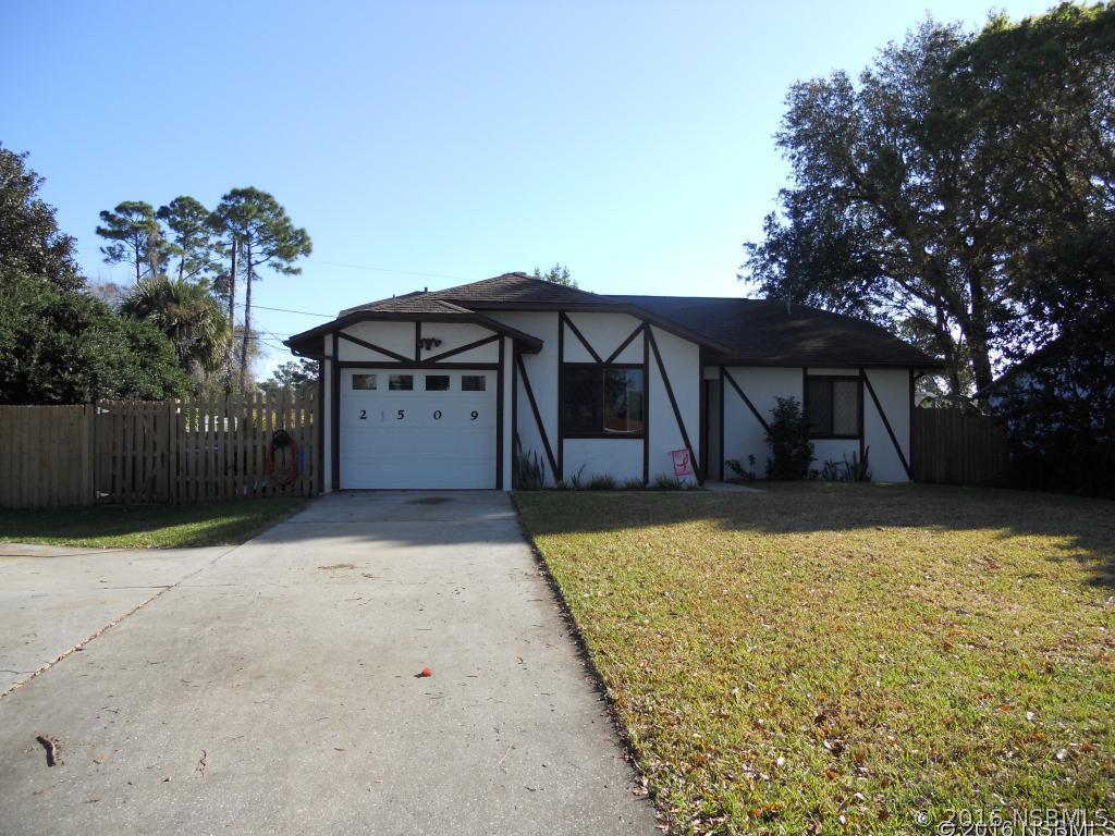 2509 Woodland Dr., Edgewater, FL 32141
