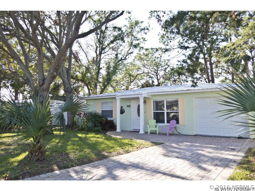 616 Goodwin Ave., New Smyrna Beach, FL 32169