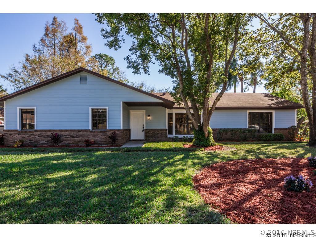 257 Live Oak Ln., New Smyrna Beach, FL 32168