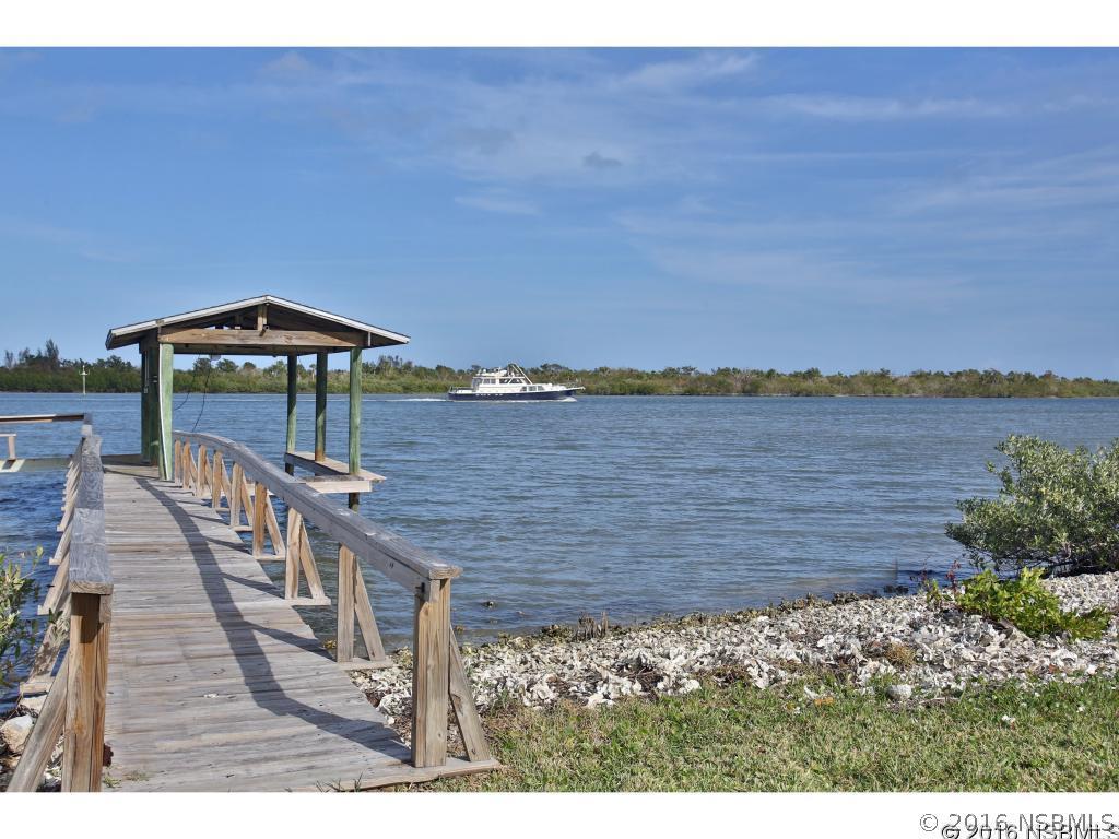 806 S Riverside Dr., Edgewater, FL 32132