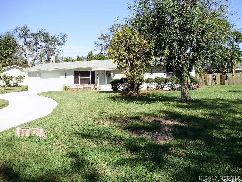 1325 Travelers Palm Dr., Edgewater, FL 32132