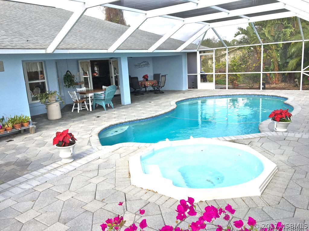 3303 Tamarind Dr., Edgewater, FL 32141
