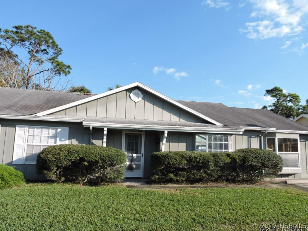 17 Sandra Cir., New Smyrna Beach, FL 32168