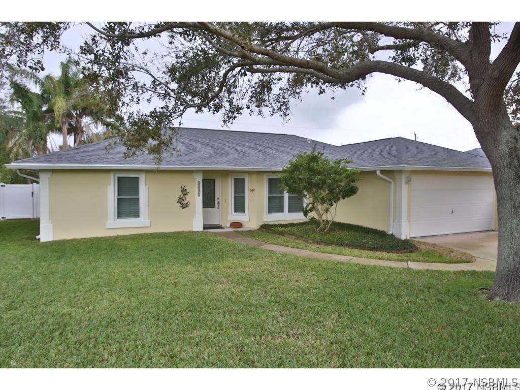 3208 Royal Palm Dr., Edgewater, FL 32141