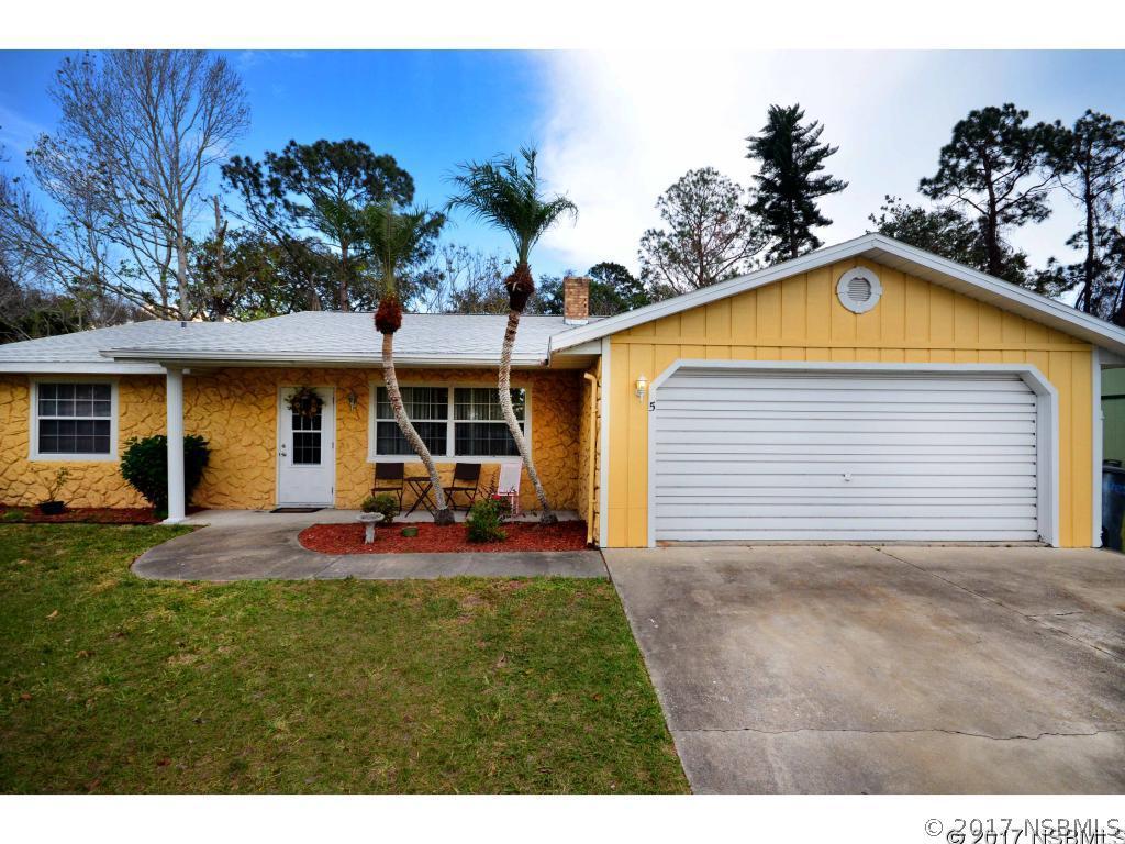 5 Wildwood Dr., Edgewater, FL 32132