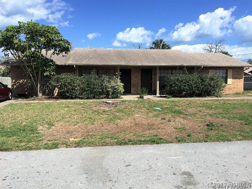 19 Blue Heron Ln., Edgewater, FL 32141