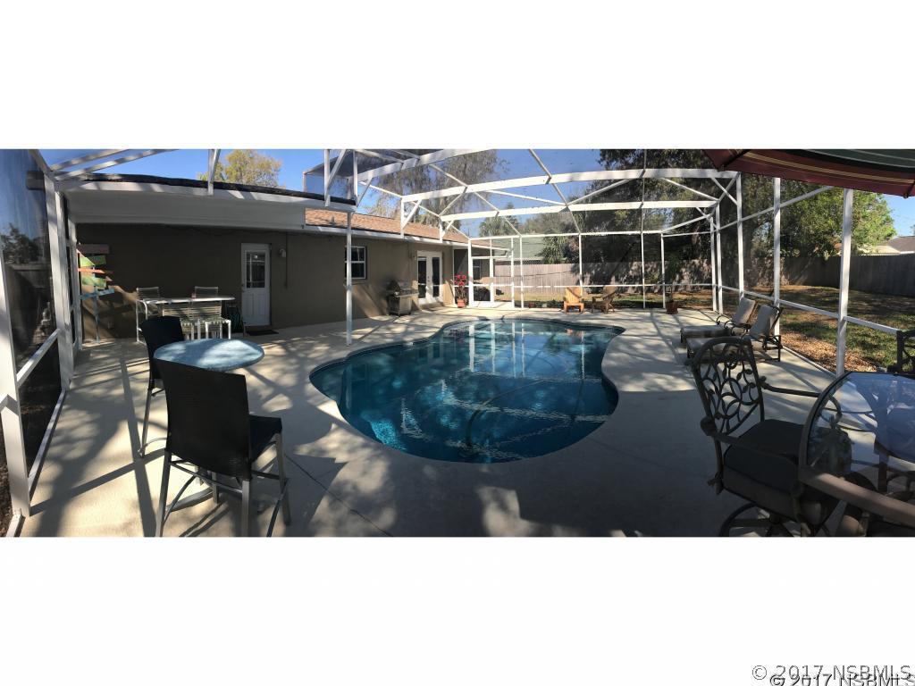 1419 Travelers Palm Dr., Edgewater, FL 32132