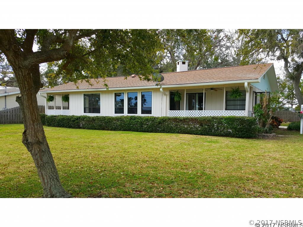 122 E Marion Ave., Edgewater, FL 32132