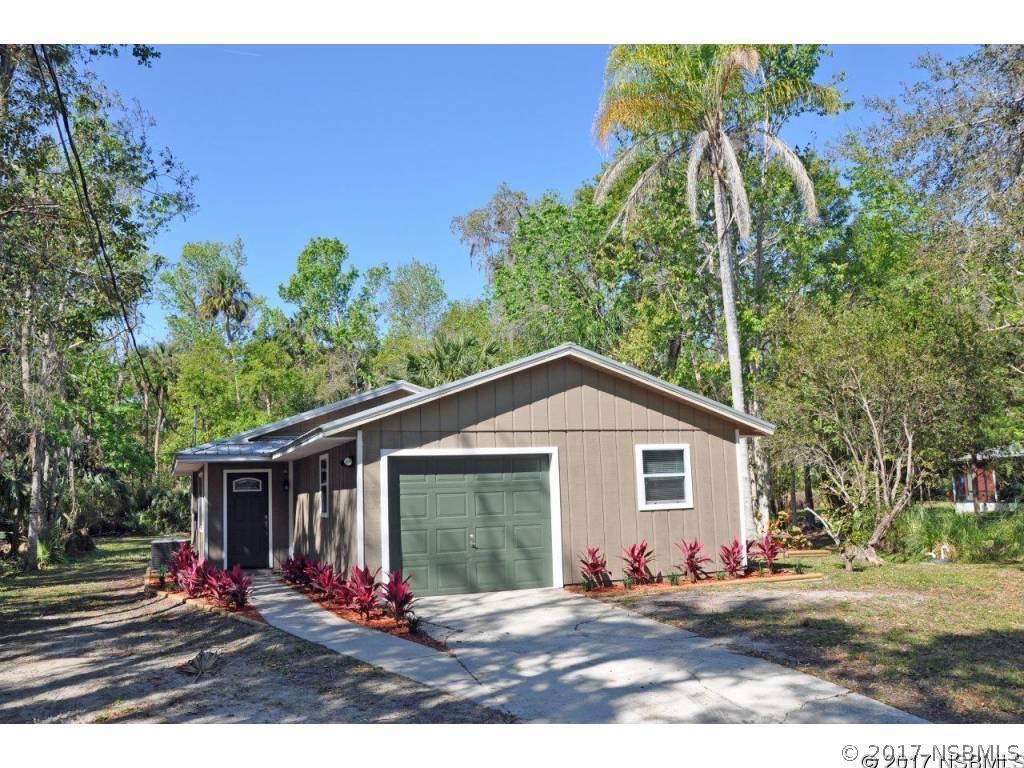 1182 Elizabeth St., New Smyrna Beach, FL 32168