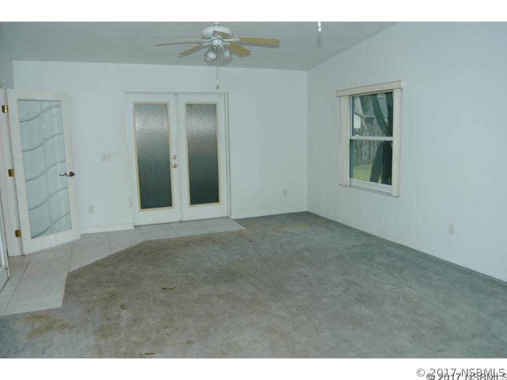 2712 Umbrella Tree Dr., Edgewater, FL 32141