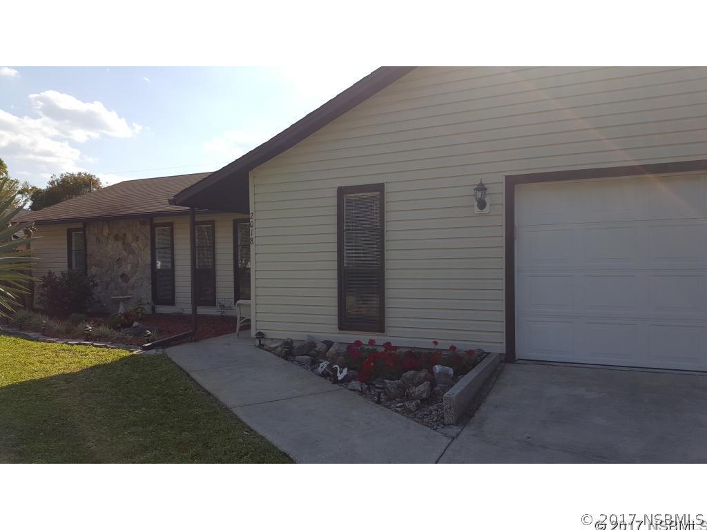 2018 Victory Palm Dr., Edgewater, FL 32141