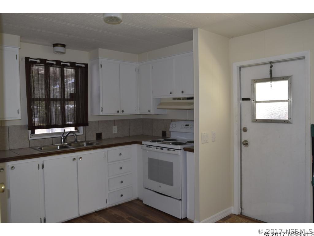 4390 W Indian River Dr., Edgewater, FL 32141