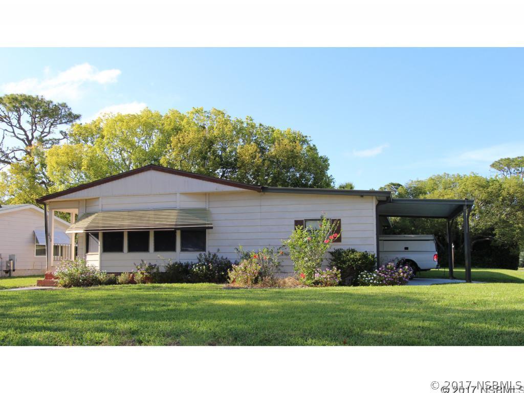 148 Apache Ct., Oak Hill, FL 32759