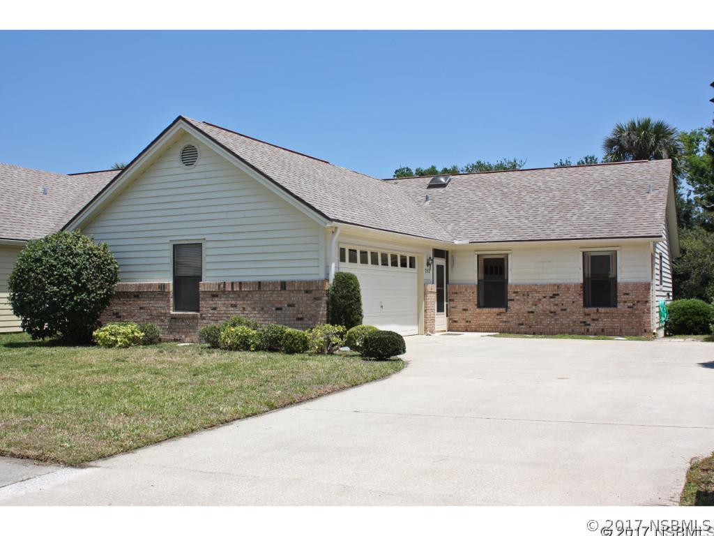 752 Pine Shores Cir., New Smyrna Beach, FL 32168