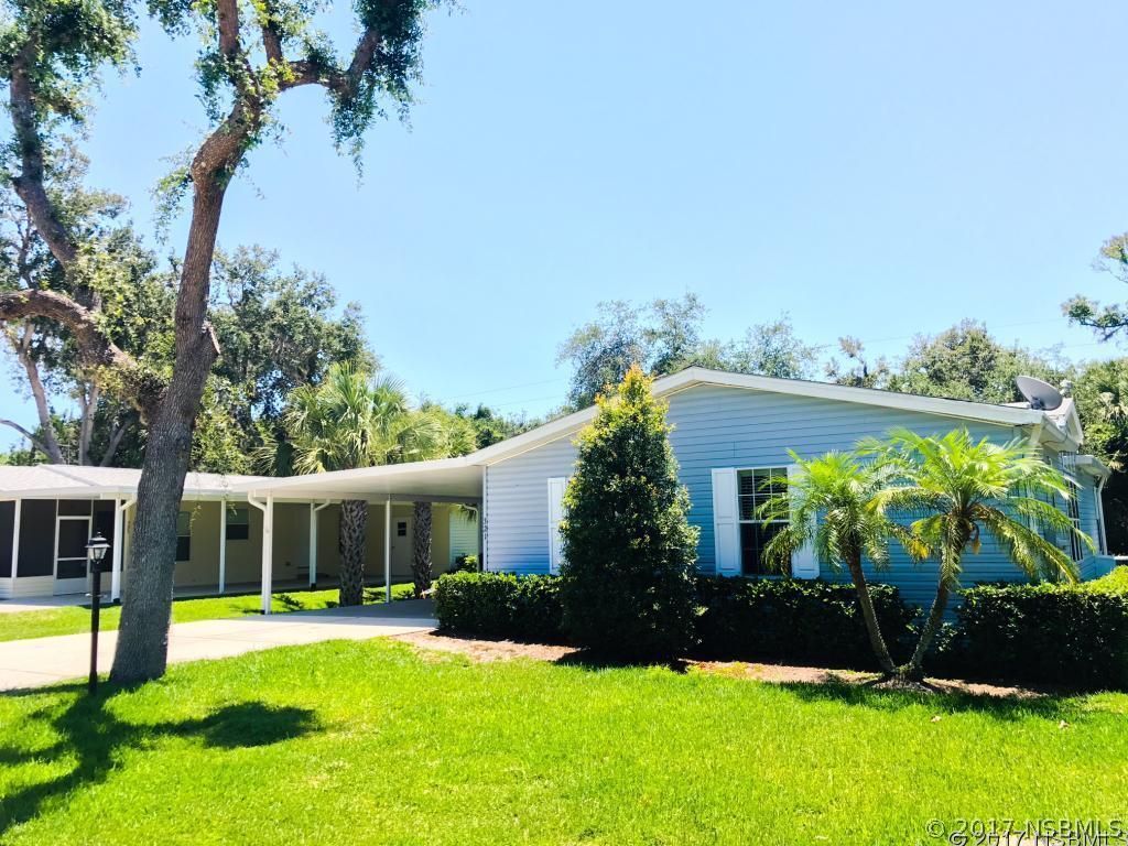 321 Water Landing Dr., Oak Hill, FL 32759