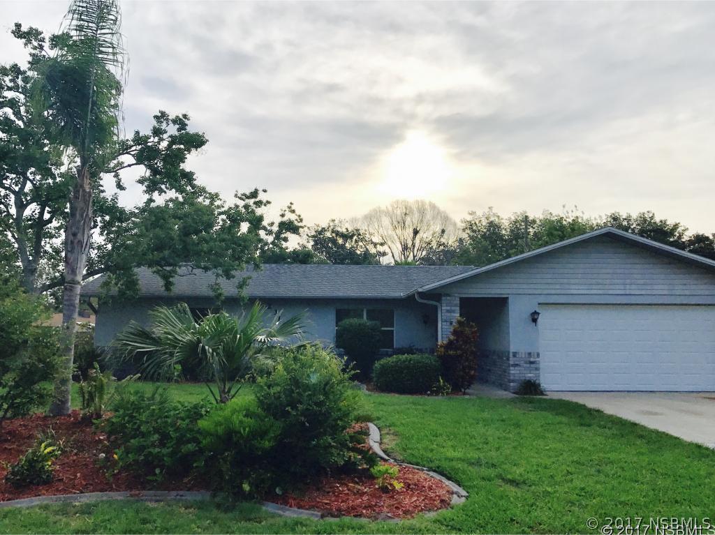 2313 Date Palm Dr., Edgewater, FL 32141