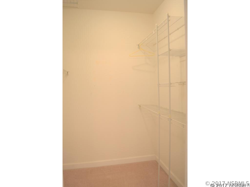 3046 Royal Palm Dr., Edgewater, FL 32141