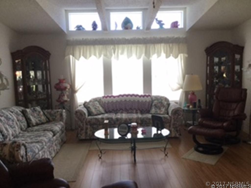 738 Navigators Way, Edgewater, FL 32141
