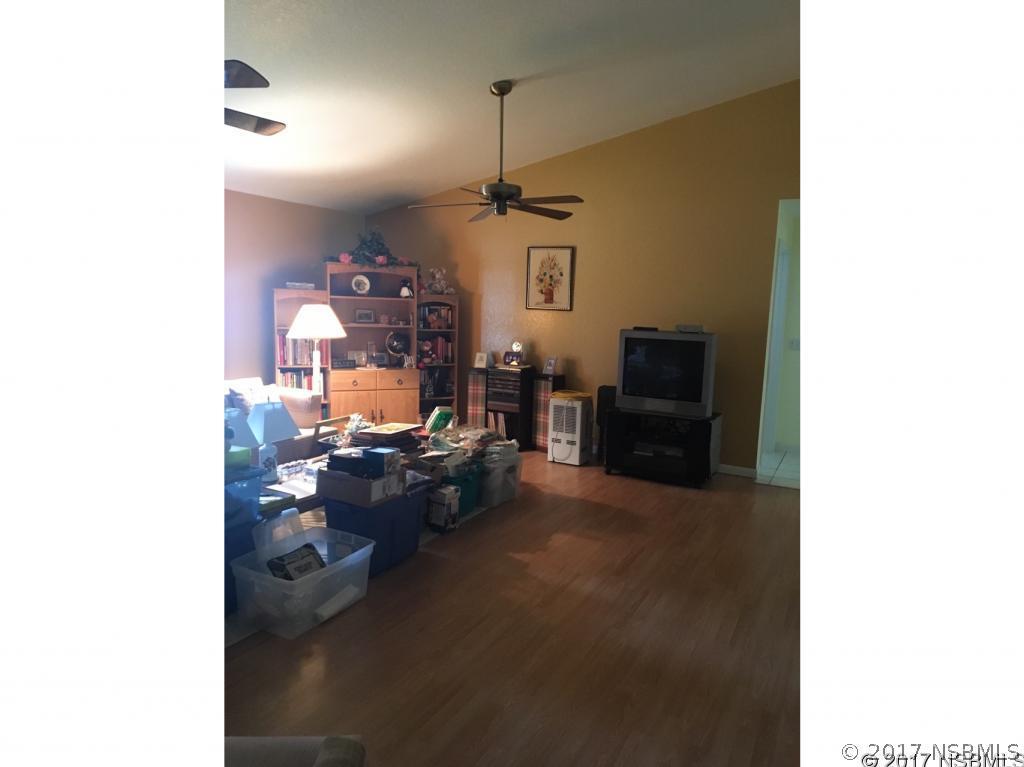 1621 Orange Tree Dr., Edgewater, FL 32132