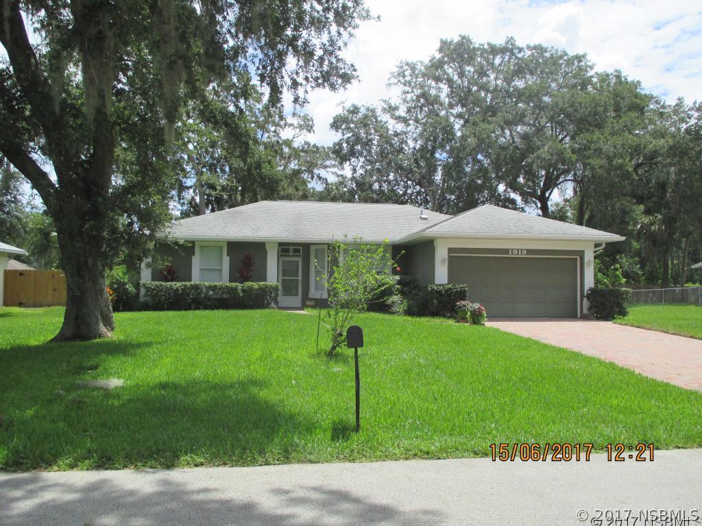 1919 Royal Palm Dr., Edgewater, FL 32141