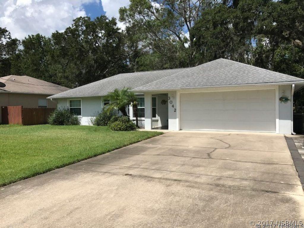 3042 Silver Palm Dr., Edgewater, FL 32132