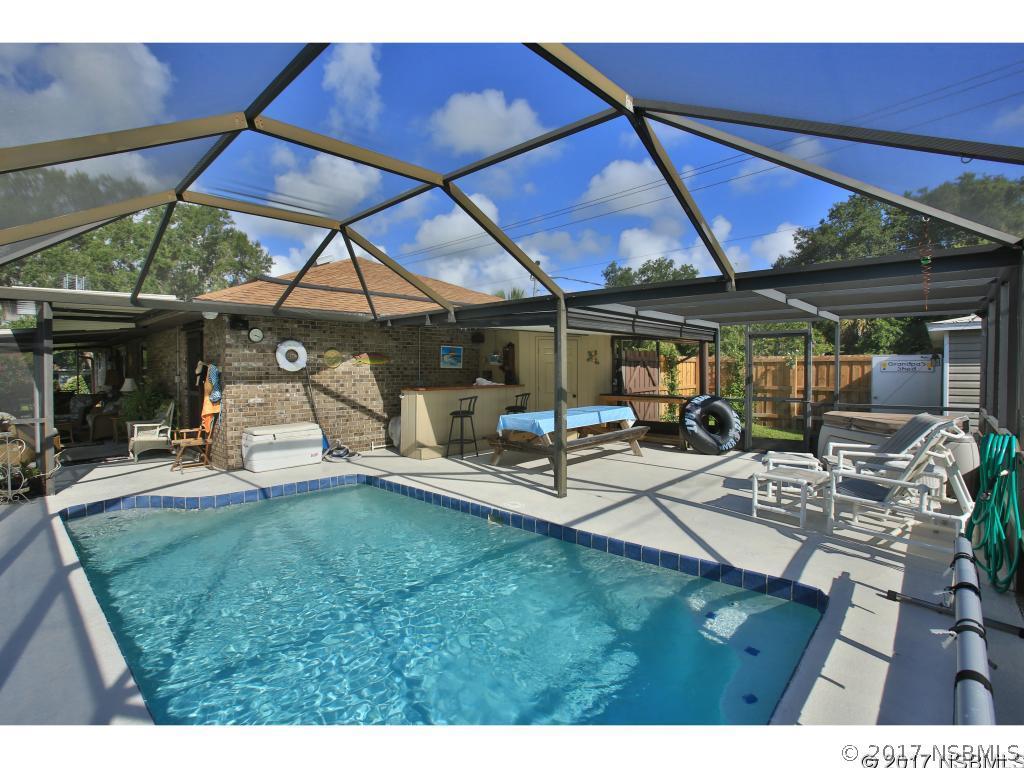 1803 Travelers Palm Dr., Edgewater, FL 32132