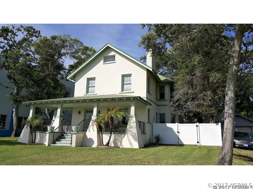 306 N Riverside Dr., New Smyrna Beach, FL 32168